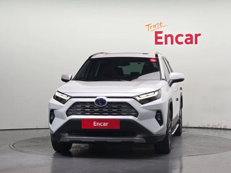 Toyota Rav4 2, 5 4WD Hybrid LTD| 219к.с., снимка 3 - Автомобили и джипове - 56066763