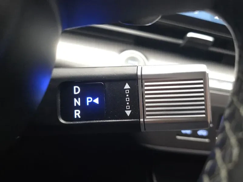 Hyundai Kona 1.6 Turbo 4Wd Premium, снимка 9 - Автомобили и джипове - 56321663