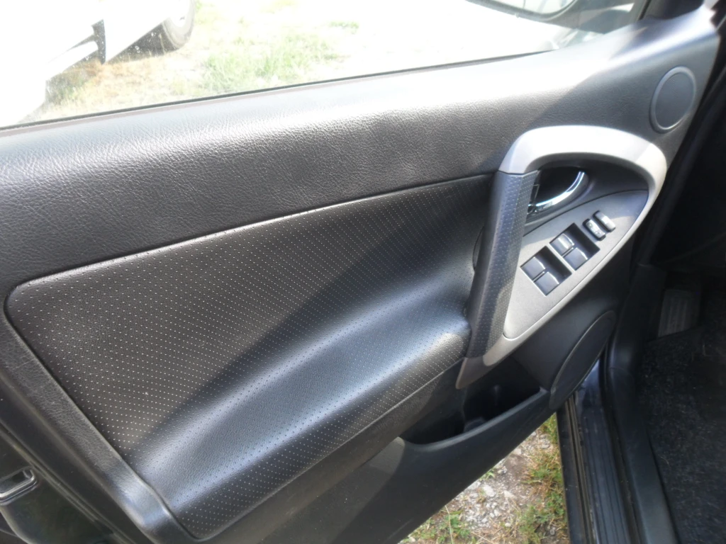 Toyota Rav4 2.2 дкат - изображение 9