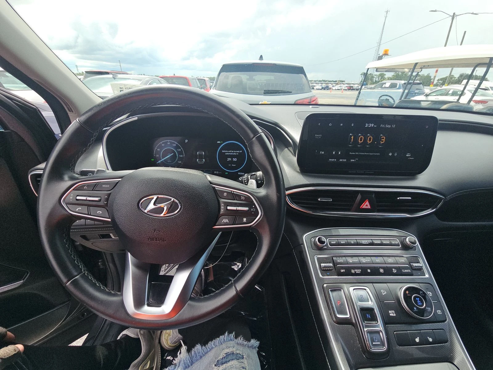 Hyundai Santa fe SEL* PREMIUM* DISTRONIK* LANE ASSIST* KEYLESS* ПОД - изображение 8