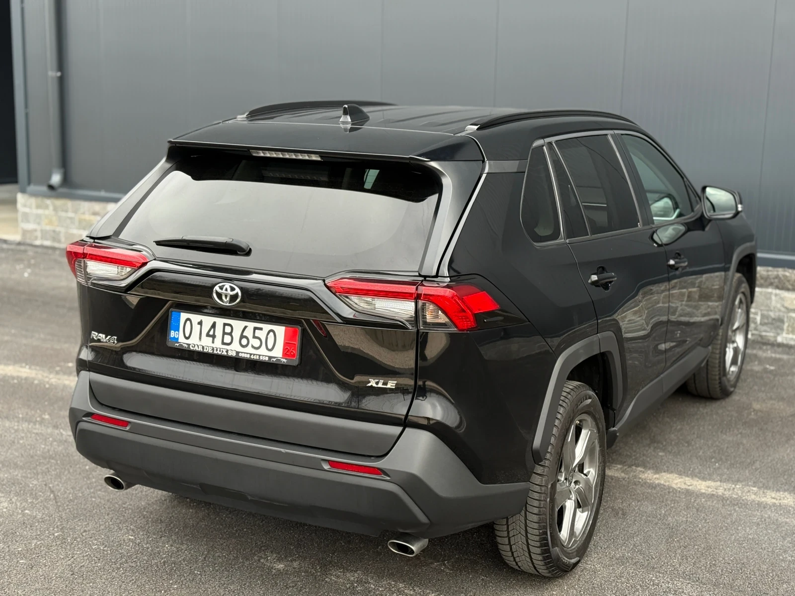 Toyota Rav4 2.5i, XLE - изображение 8