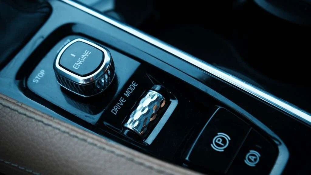 Volvo Xc90 * SV42 Momentum * CARFAX * ���� �� �� | Mobile.bg � ����������� 14