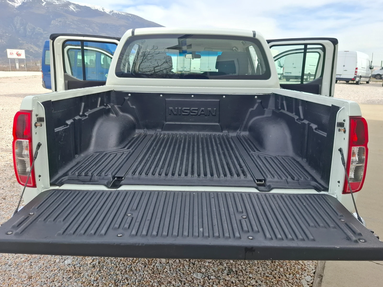 Nissan Navara 2.5DCI/190�.�./����� | Mobile.bg � ����������� 13