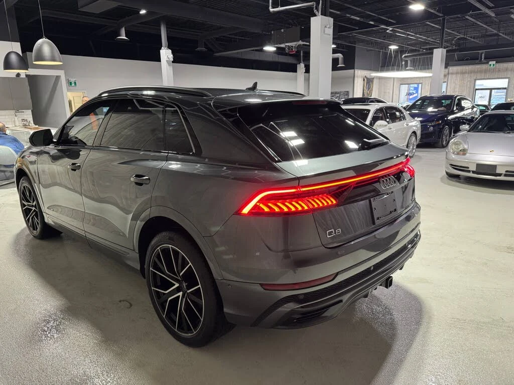 Audi Q8 Progressiv* 55 TFSI* АвтоКредит* (ЦЕНА ДО БГ), снимка 6 - Автомобили и джипове - 54002588