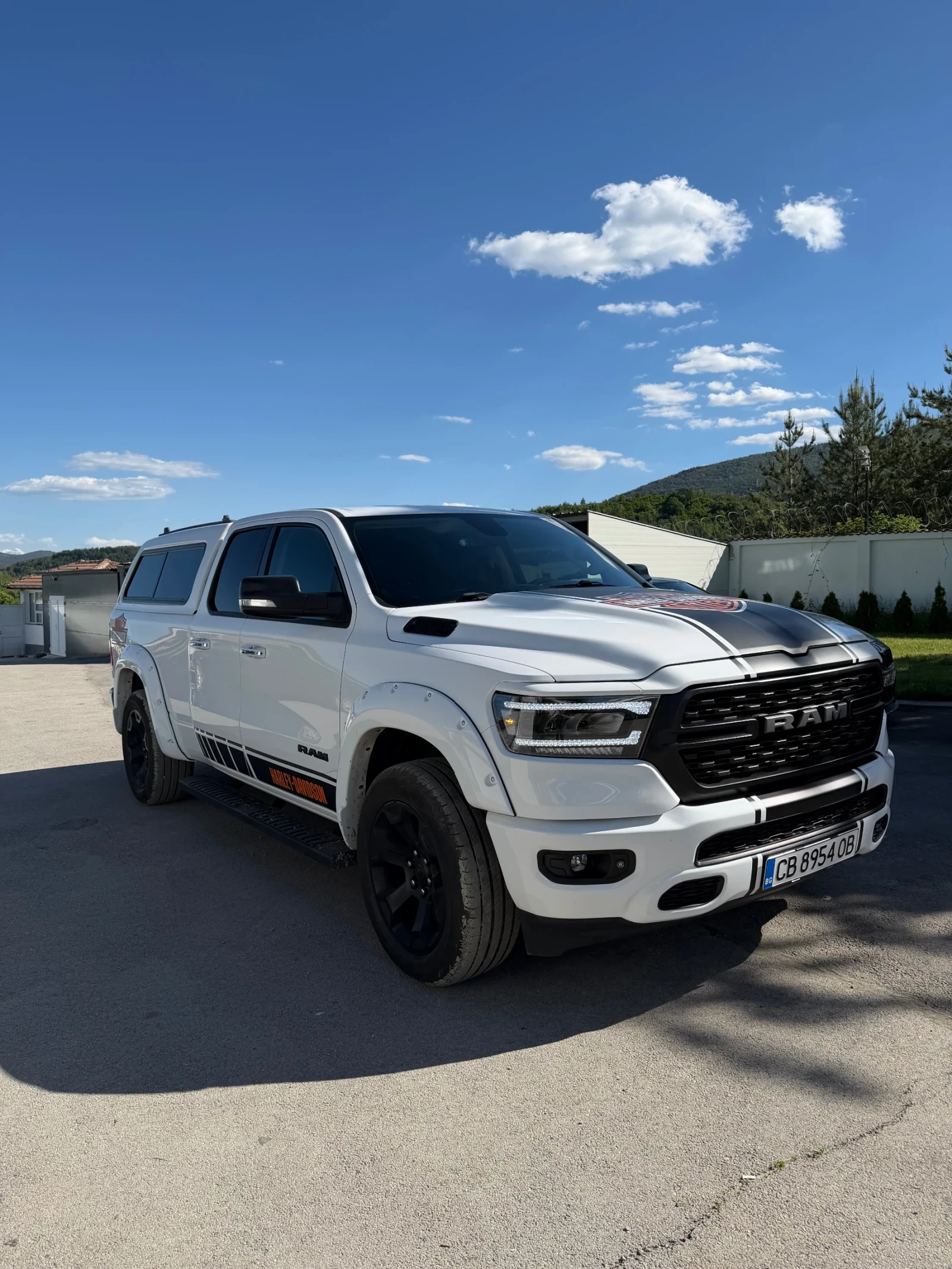 Dodge RAM 1500 Harley Davidson, снимка 2 - Автомобили и джипове - 54716051