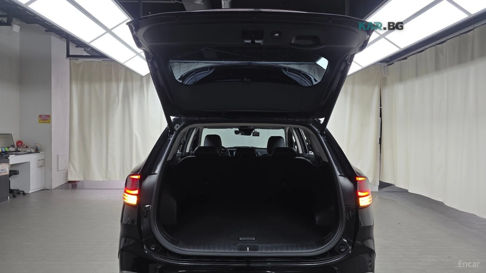 Kia Sportage NOBLESSE* HYBRID* КОЖА* ПОДГРЕВ* ОБДУХВ* НАВИ, снимка 16 - Автомобили и джипове - 54934409
