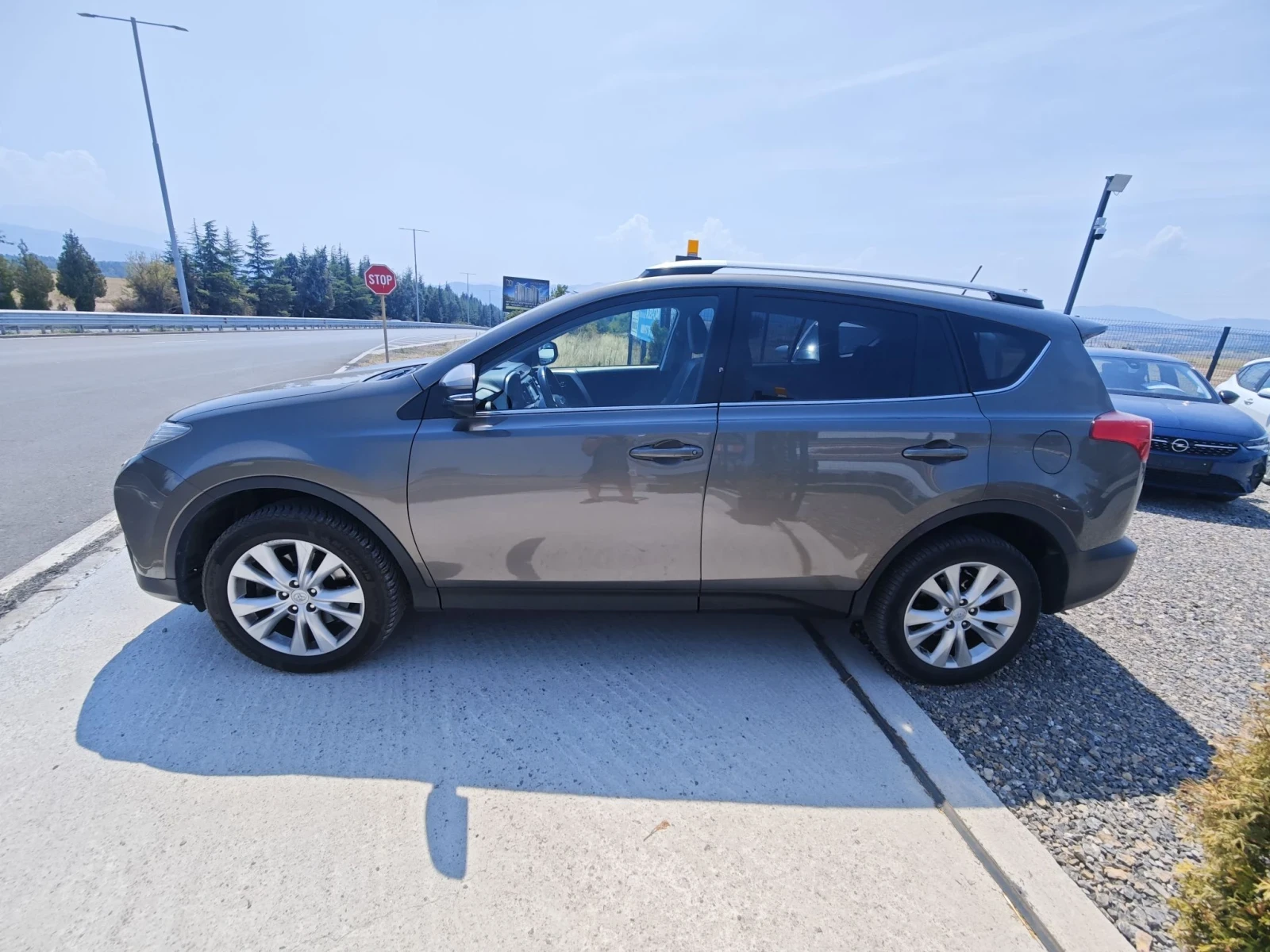 Toyota Rav4 EDITION S, снимка 9 - Автомобили и джипове - 55760308