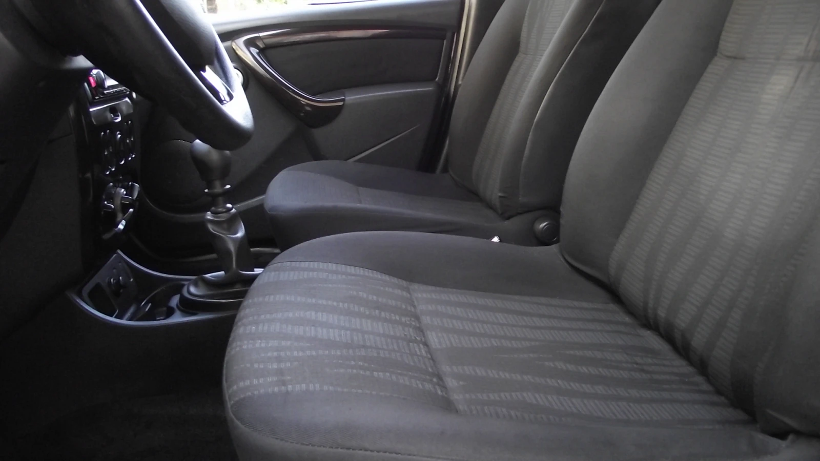 Dacia Duster 1.5.d.110.k.c.6.speed.5.100.k.m. | Mobile.bg � ����������� 13
