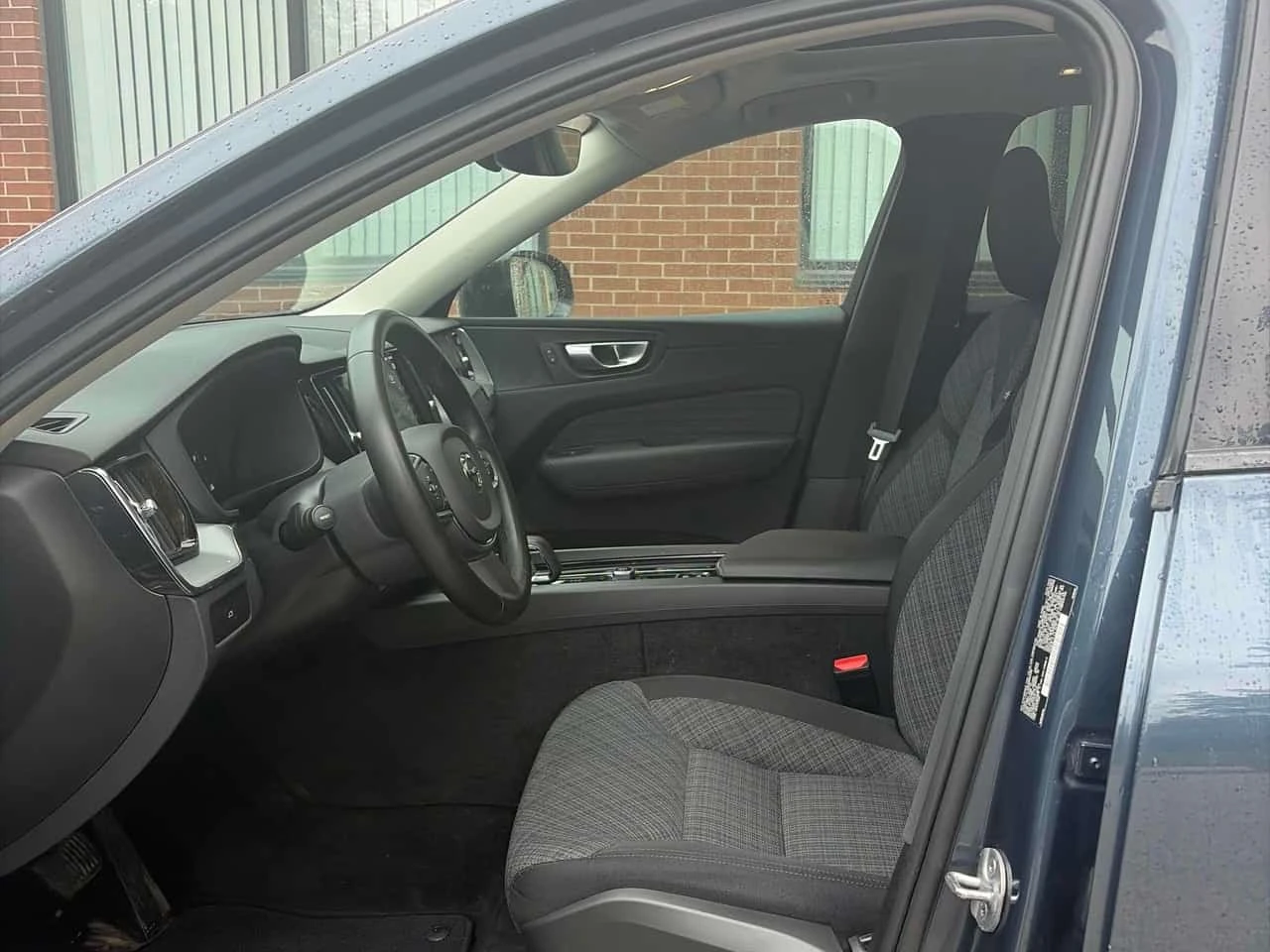 Volvo XC60 * Core Dark Theme * CARFAX * ��� ������������ ���� | Mobile.bg � ����������� 10