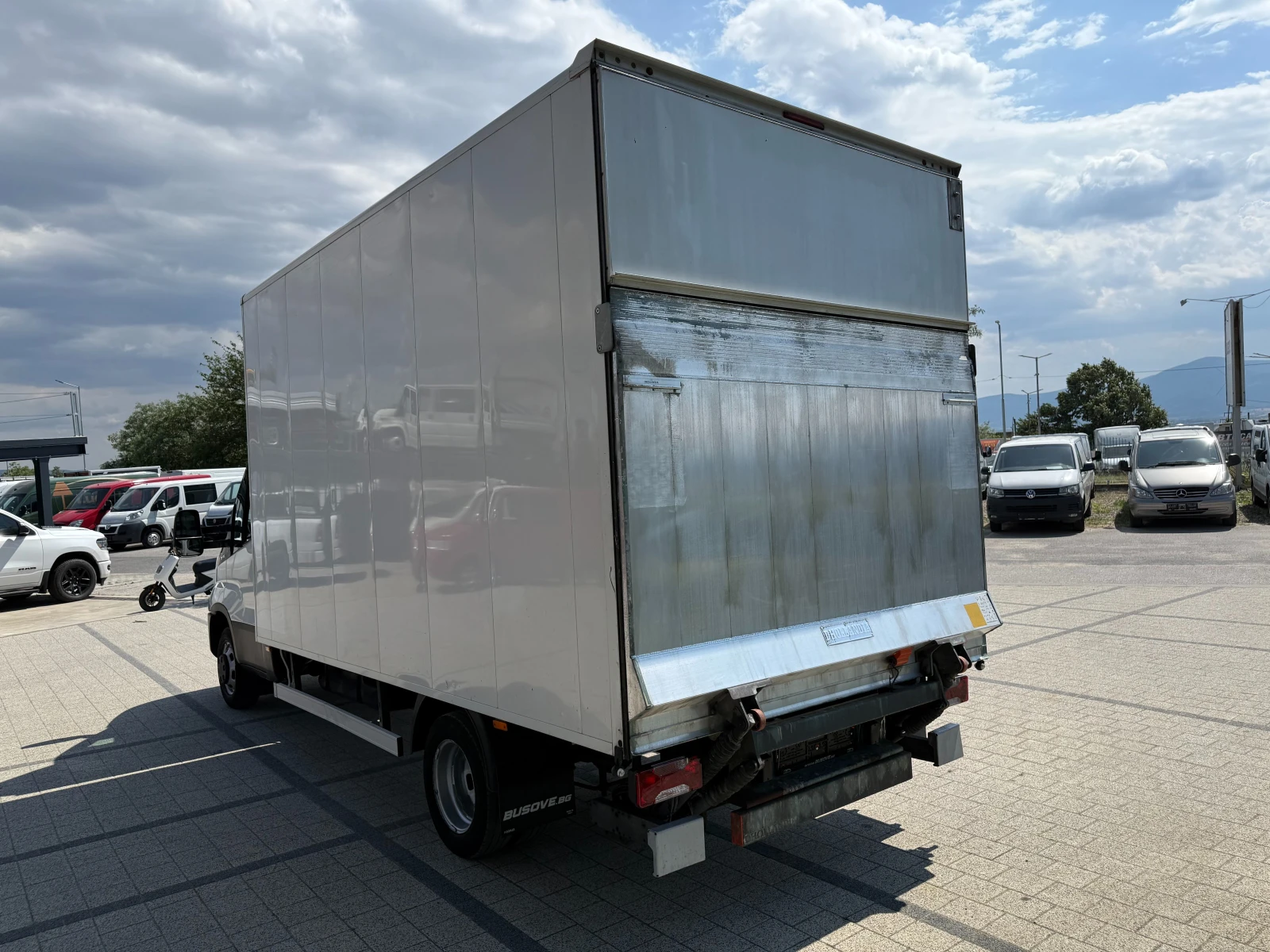 Iveco Daily 35C15 4.20м. до 3.5т. Падащ борд Клима Euro 5  - изображение 8
