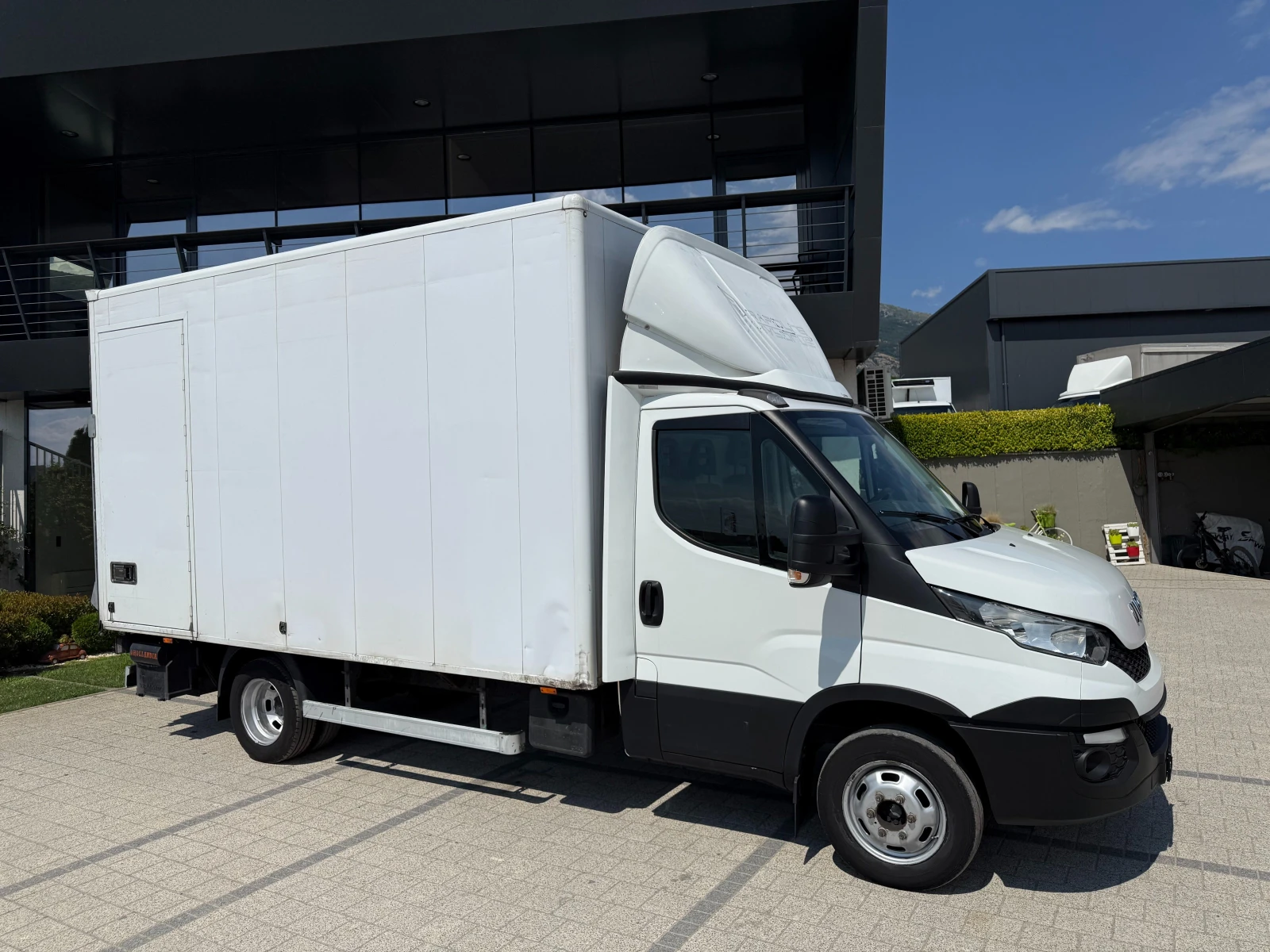 Iveco Daily 35C15 4.20м. до 3.5т. Падащ борд Клима Euro 5  - изображение 2