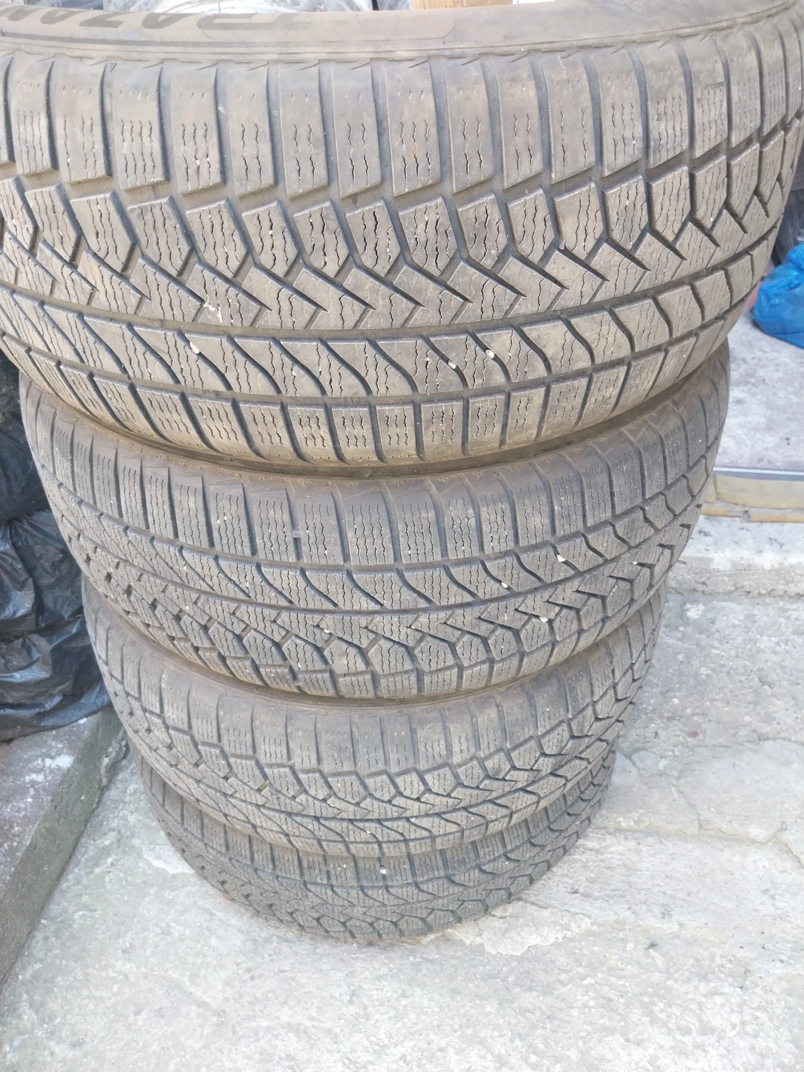 Гуми Всесезонни 225/55R16