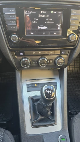 Skoda Octavia CNG, снимка 13