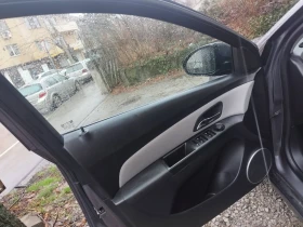 Chevrolet Cruze 1.6 ГАЗ, снимка 10