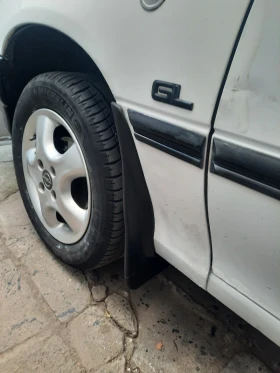 Opel Astra Хеджбег - 1800 € / 3520.49 лв. - 10697562 9