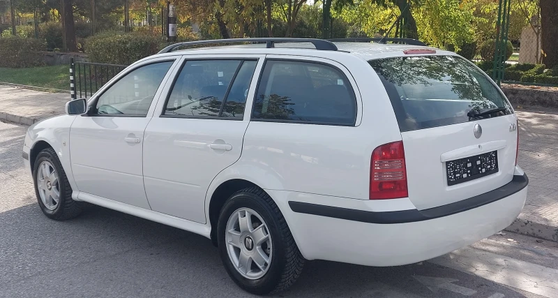 Skoda Octavia 1.9TDI 2007г, снимка 5 - Автомобили и джипове - 47585683