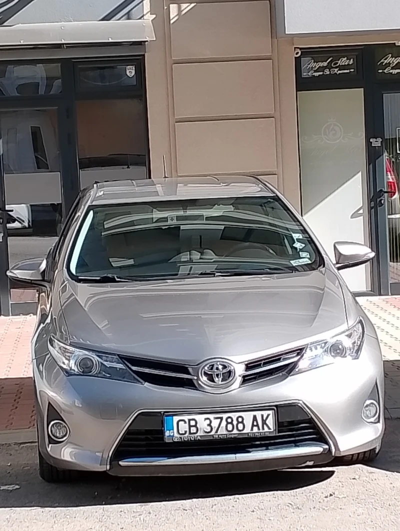 Toyota Auris, снимка 2 - Автомобили и джипове - 47651234