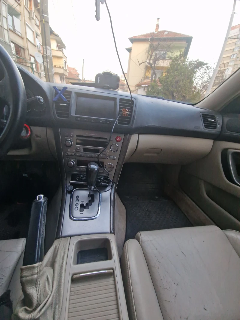 Subaru Outback, снимка 14 - Автомобили и джипове - 48895912