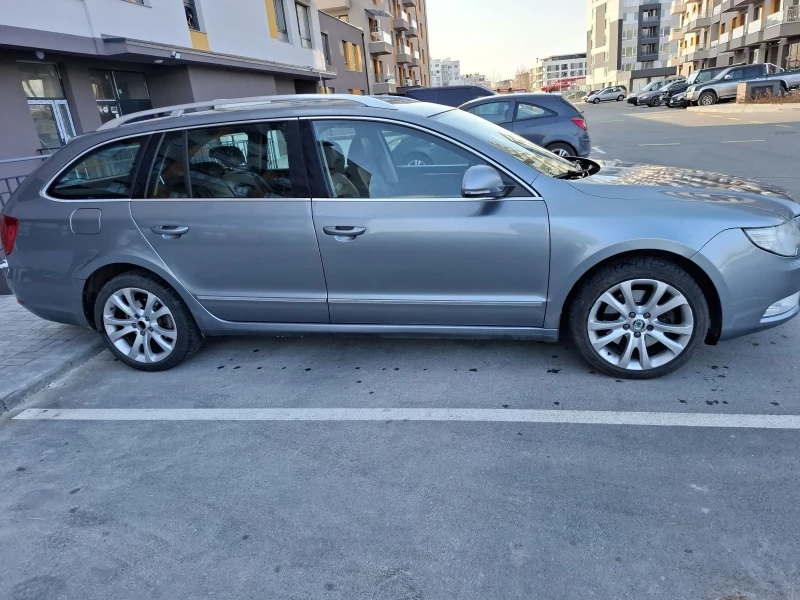 Skoda Superb 2.0TDI 4x4 , снимка 3 - Автомобили и джипове - 49010079