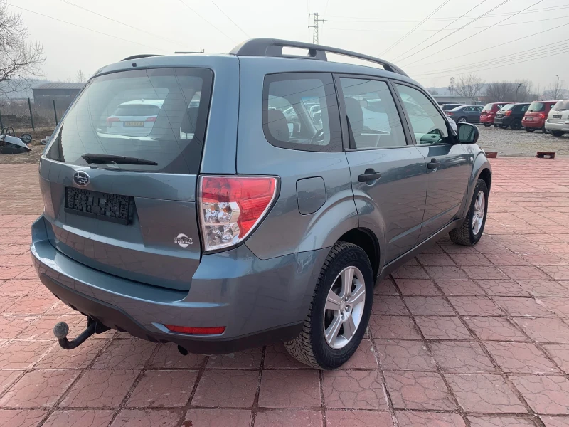 Subaru Forester 2.0-FACELIFT-РЪЧКА-EURO5-БЕЗ-КОРОЗИЯ!, снимка 5 - Автомобили и джипове - 49306536