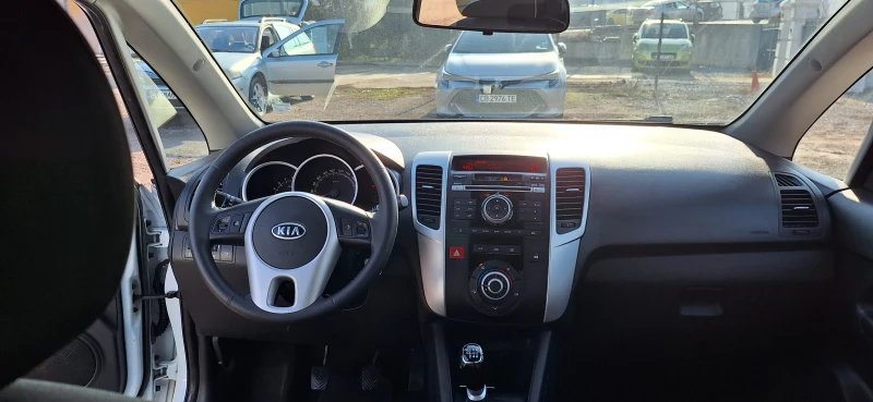 Kia Venga, снимка 8 - Автомобили и джипове - 49325163