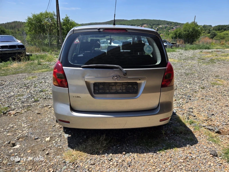 Toyota Corolla verso 1.8 НА ЧАСТИ!!!, снимка 5 - Автомобили и джипове - 51081772