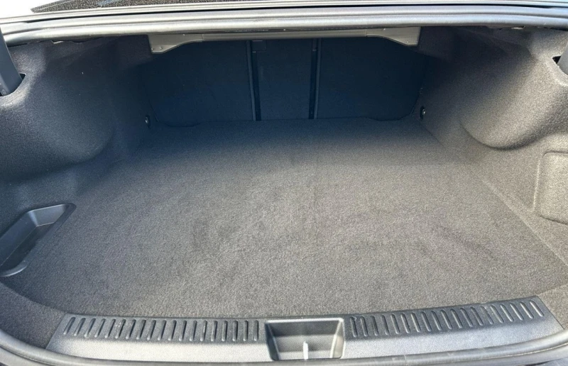 Mercedes-Benz E 300 e/AMG/4MATIC/PLUG-IN/DISTRONIC/360/KEYLESS/DIGITAL, снимка 14 - Автомобили и джипове - 51639112