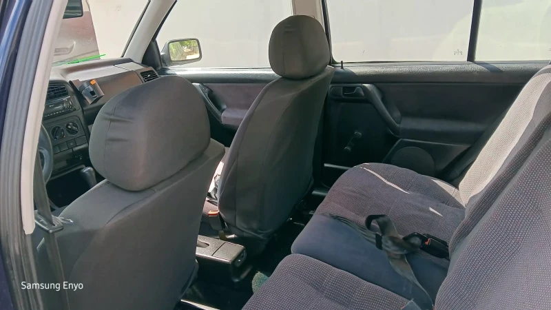 VW Golf VW GOLF 1, 6, снимка 15 - Автомобили и джипове - 52517811