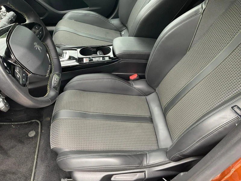 Peugeot 2008 E-GT* 57kW* LED* NAVI* DIGITAL* CAM* , снимка 6 - Автомобили и джипове - 51731407