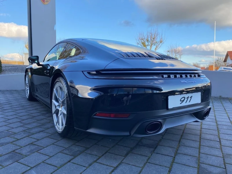 Porsche 911 992.2 CARRERA/FACELIFT/BOSE/PANO/MATRIX/360/, снимка 4 - Автомобили и джипове - 51907611