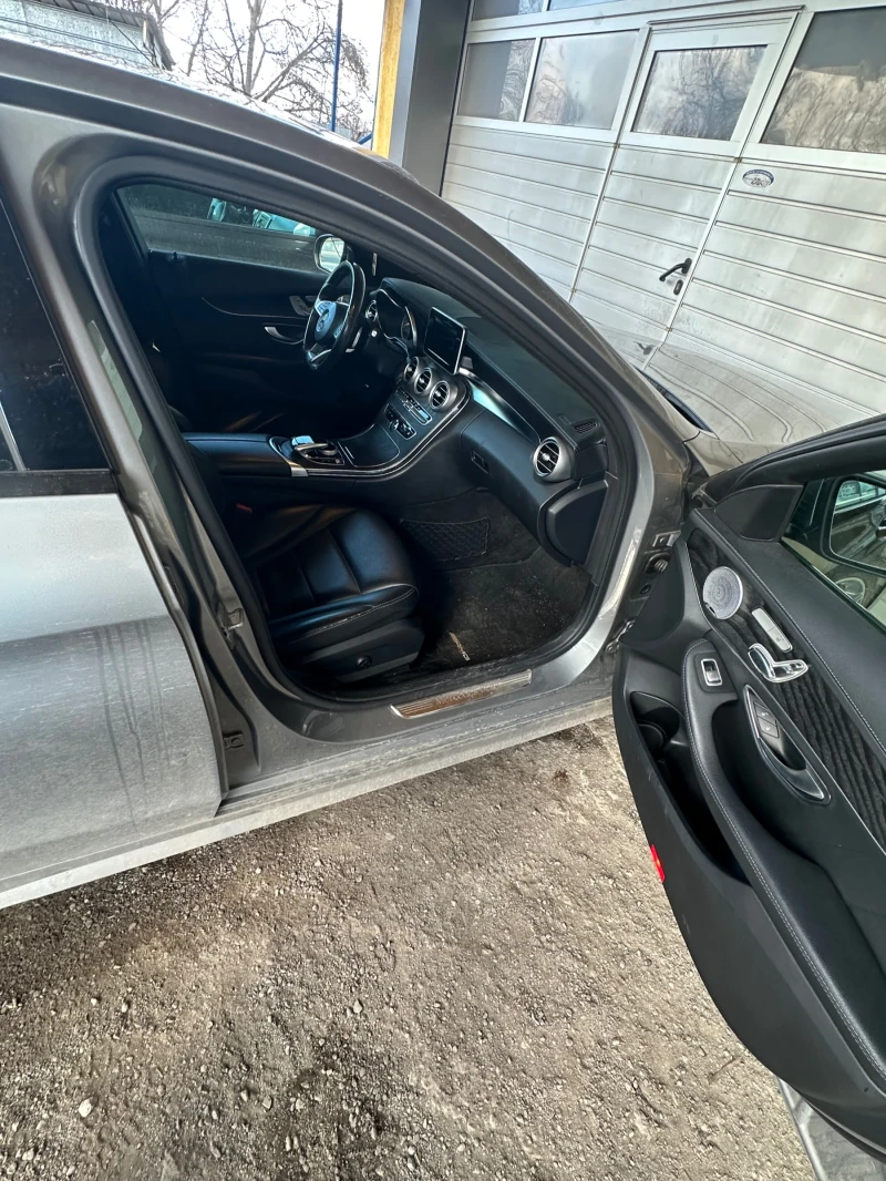 Mercedes-Benz C 400, снимка 11 - Автомобили и джипове - 52954384