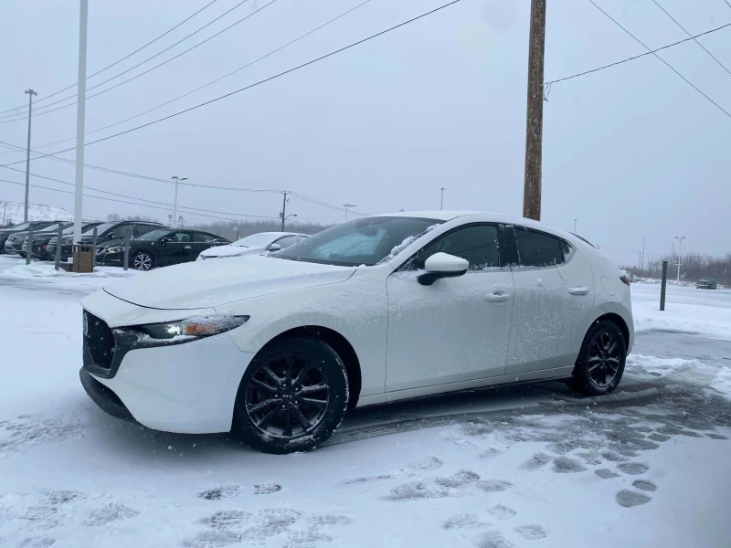 Mazda 3 Sport GS * * CARFAX * * АВТО КРЕДИТ * * , снимка 3 - Автомобили и джипове - 53154265