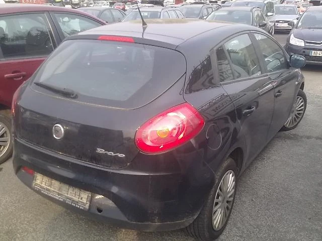 Fiat Bravo 1.4i/1.6/1.9 MJTD, снимка 6 - Автомобили и джипове - 48320211