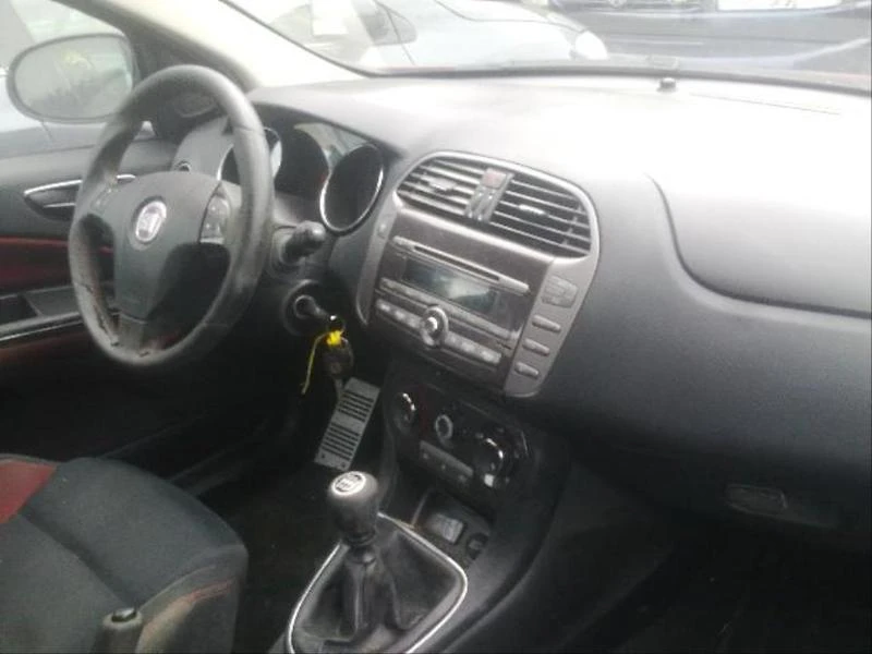 Fiat Bravo 1.4i/1.6/1.9 MJTD, снимка 10 - Автомобили и джипове - 21582168