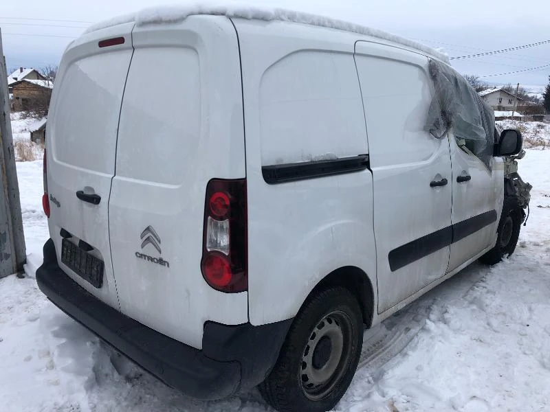 Citroen Berlingo 1.6HDI, снимка 3 - Автомобили и джипове - 22173082