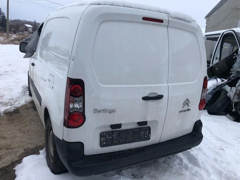 Citroen Berlingo 1.6HDI, снимка 4 - Автомобили и джипове - 22173082