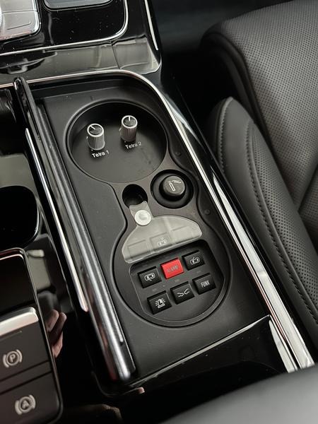 Audi A8 L 6.0 W12 VR7/VR9 GUARD *БРОНИРАН*, снимка 9 - Автомобили и джипове - 42187670