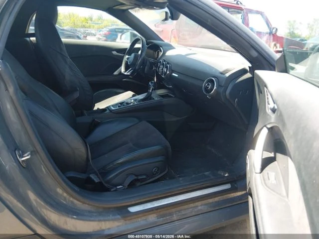 Audi Tt TURBO* AWD* КАБРИО* ЛИЗИНГ, снимка 5 - Автомобили и джипове - 55186329