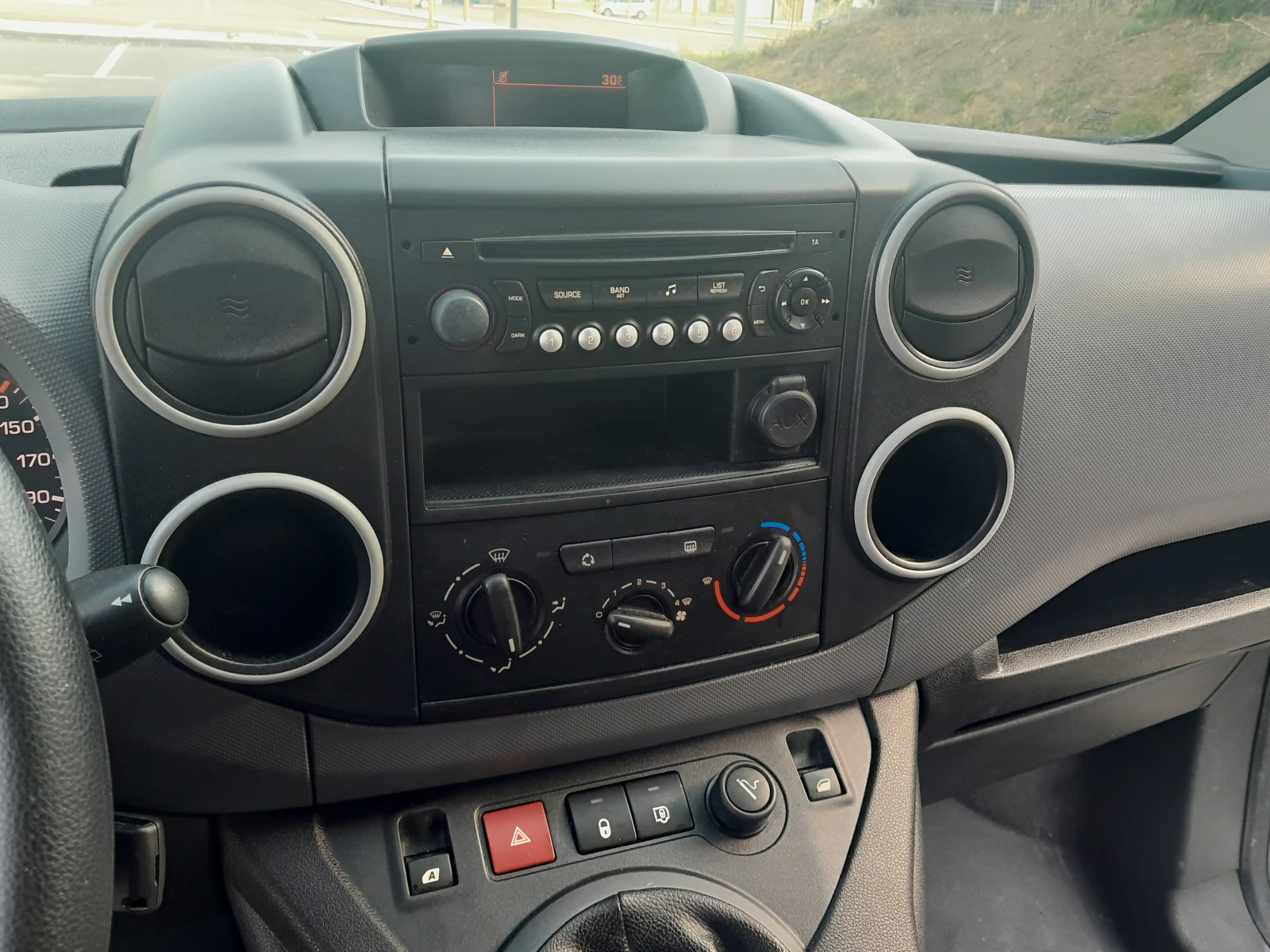 Peugeot Partner 1.6 i - | Mobile.bg   11