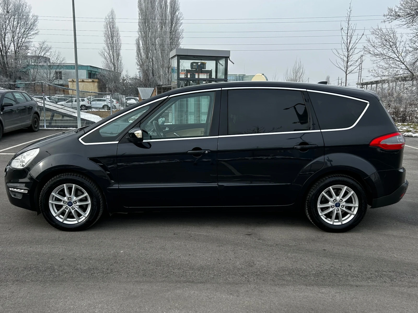 Ford S-Max 2.0TDCI/АВТОМАТИК/Кожа/Подгрев/Навигация/Кейлес - изображение 7