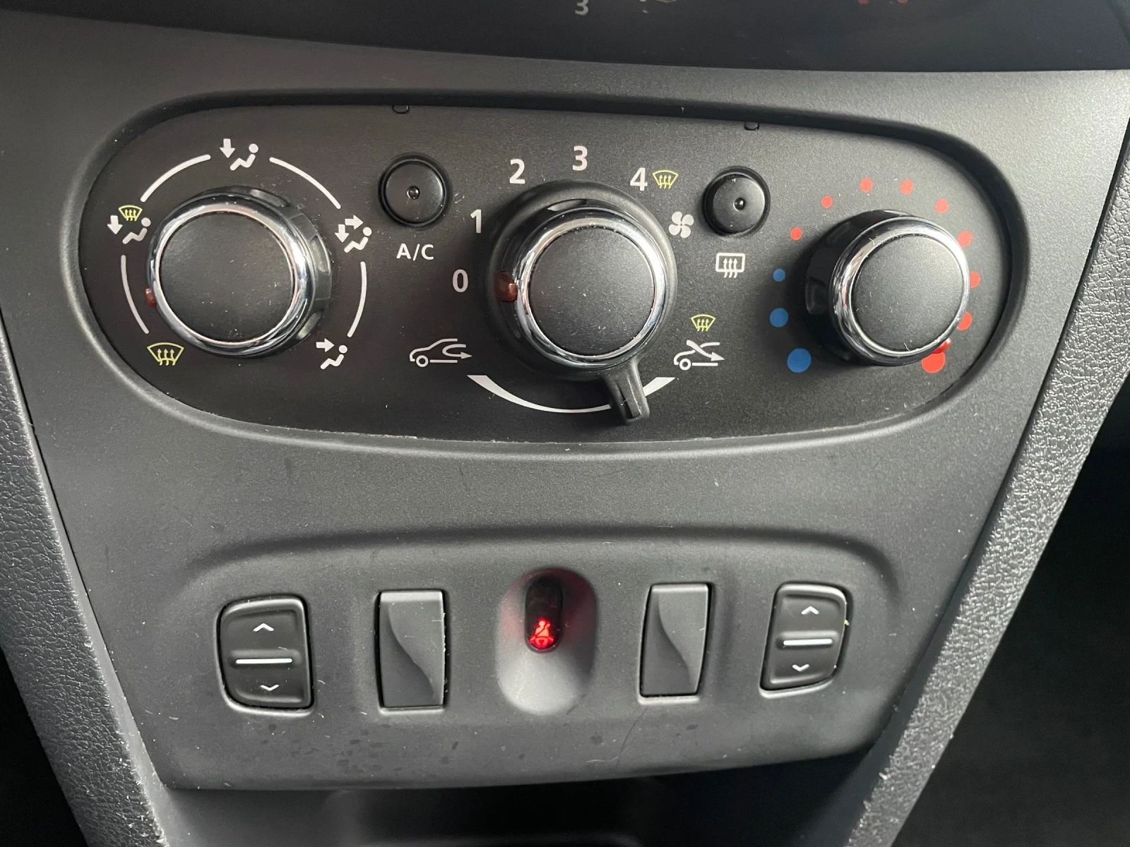 Dacia Logan 1.2 | Mobile.bg   11