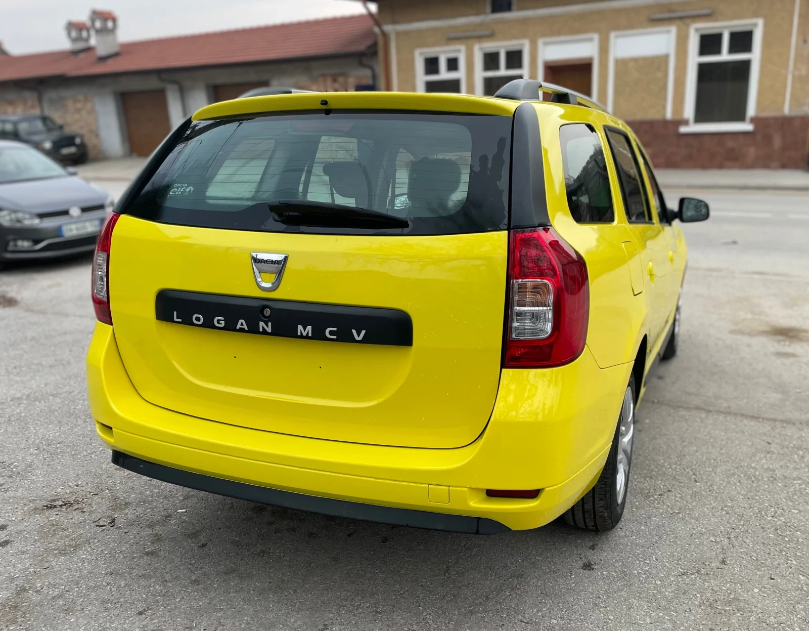 Dacia Logan 1.2 - изображение 6