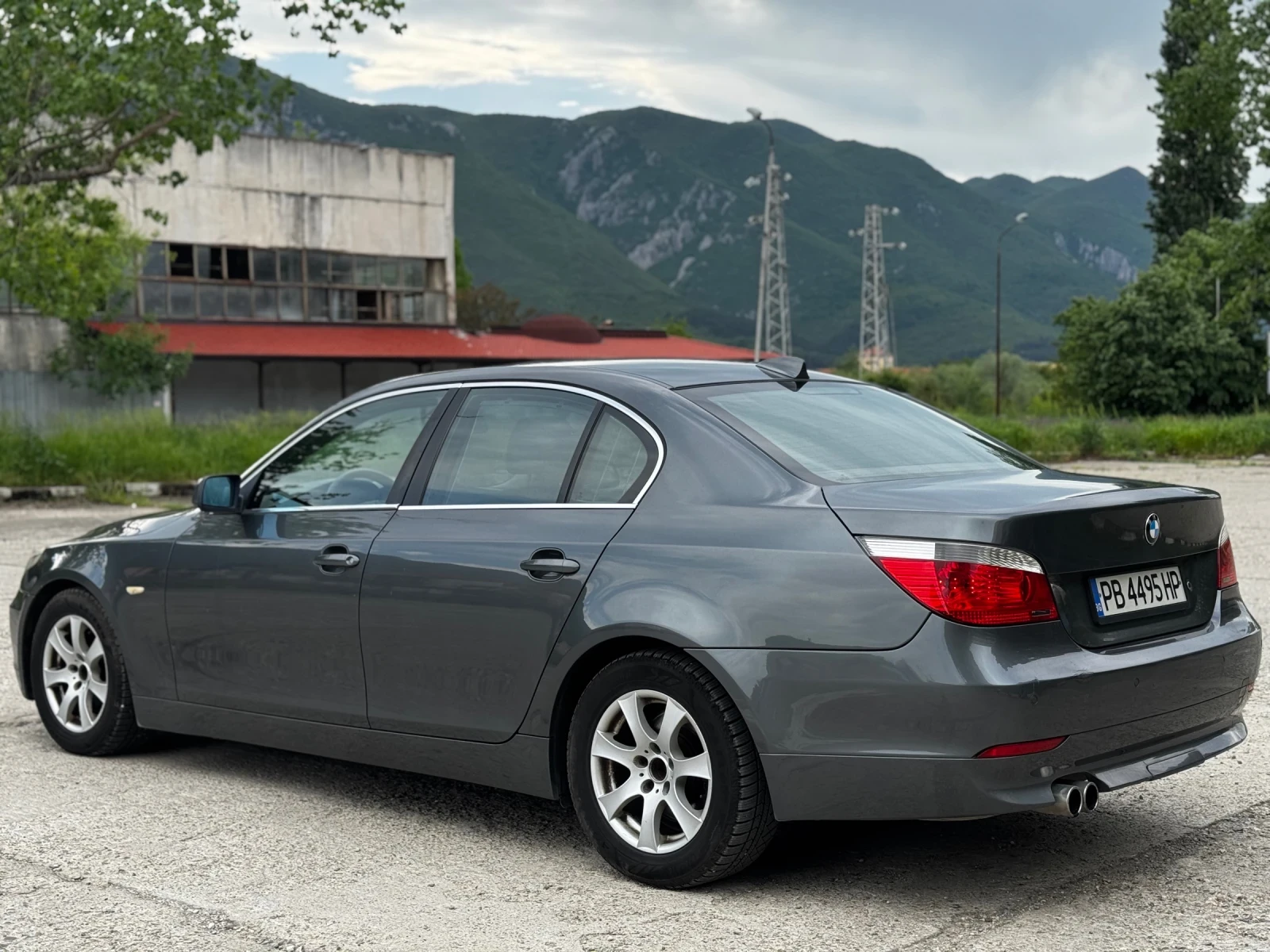 BMW 520 I/КОЖА/АВТОМАТИК - изображение 3