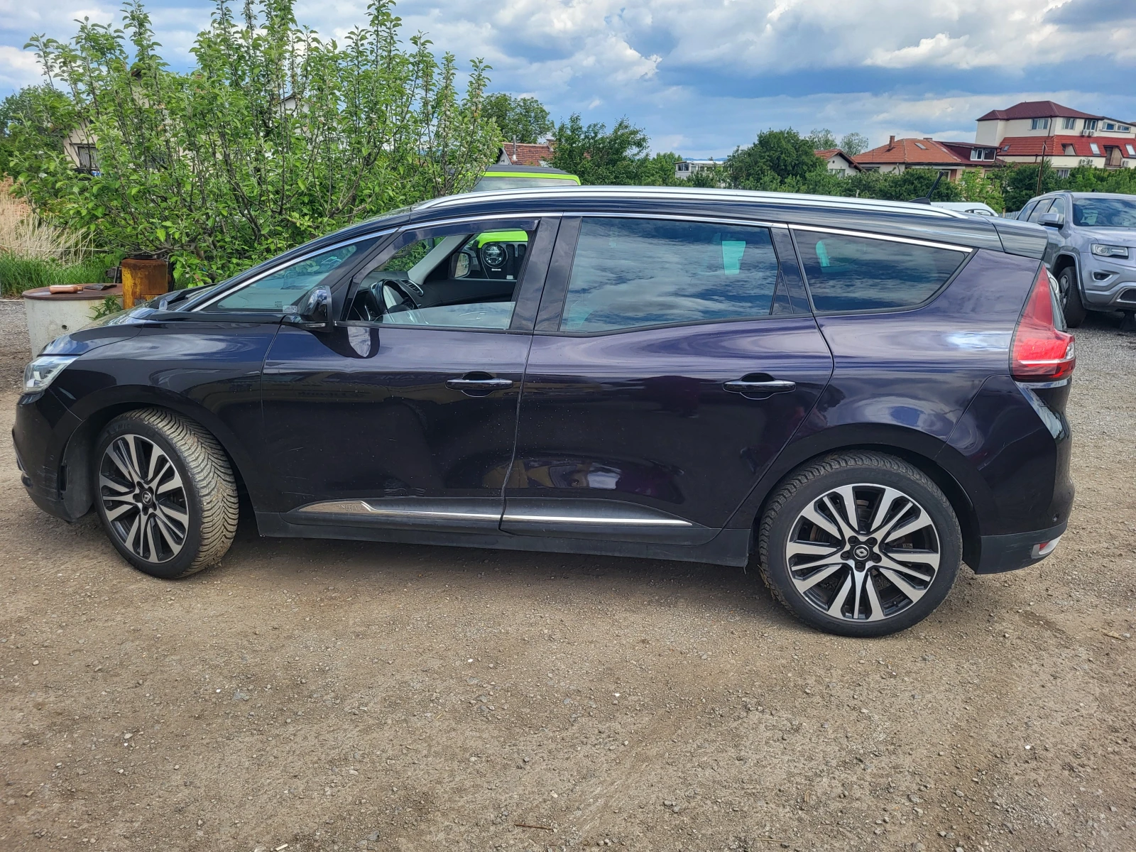 Renault Grand scenic INITIALE PARIS/ 7 местен/ автомат  - изображение 4