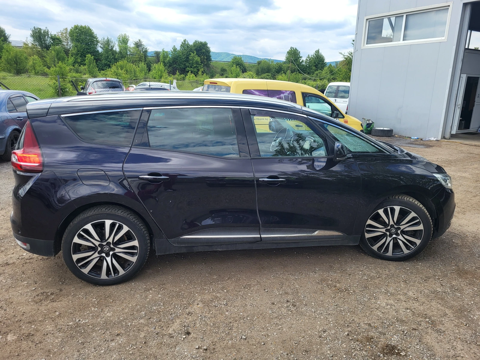 Renault Grand scenic INITIALE PARIS/ 7 местен/ автомат  - изображение 2