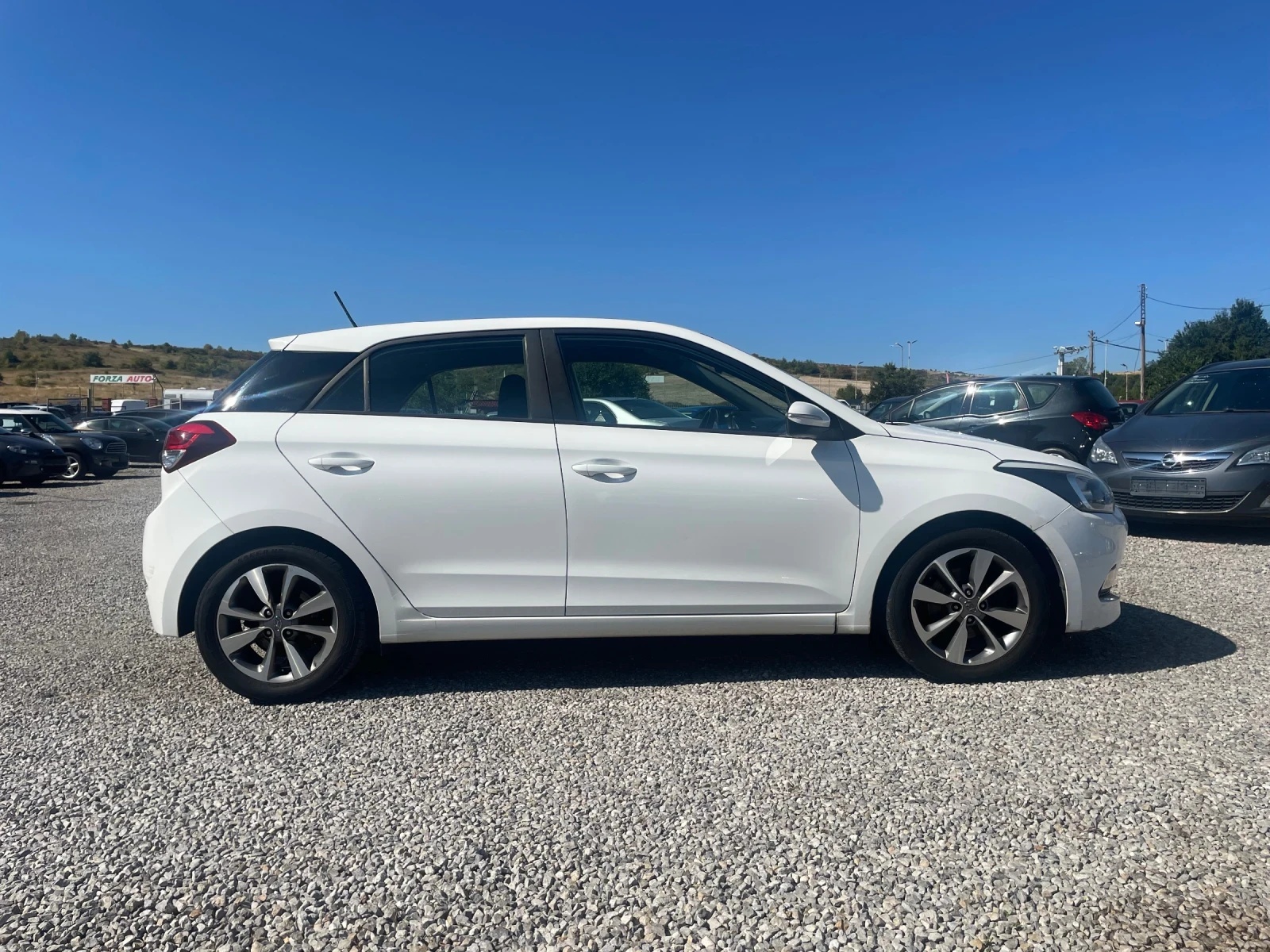 Hyundai I20 1.4CRDI - изображение 6