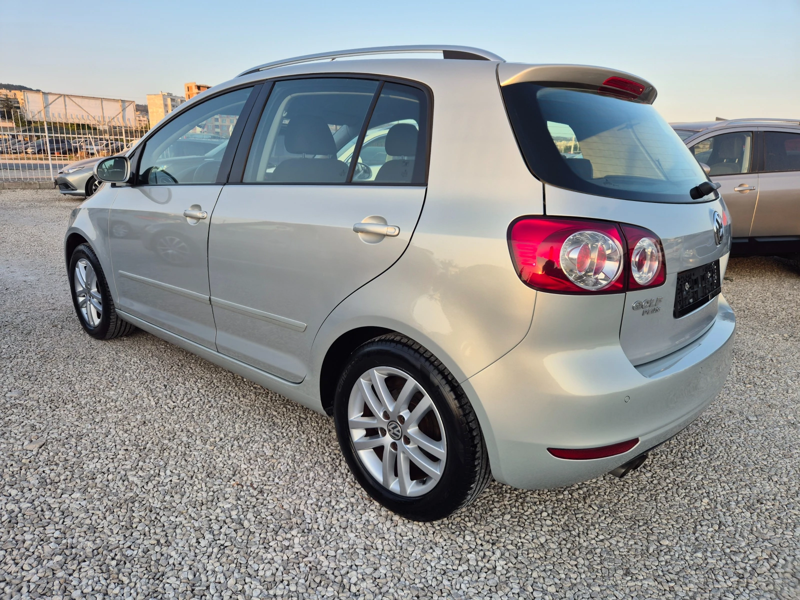 VW Golf Plus 1.4TSI Highline - изображение 4
