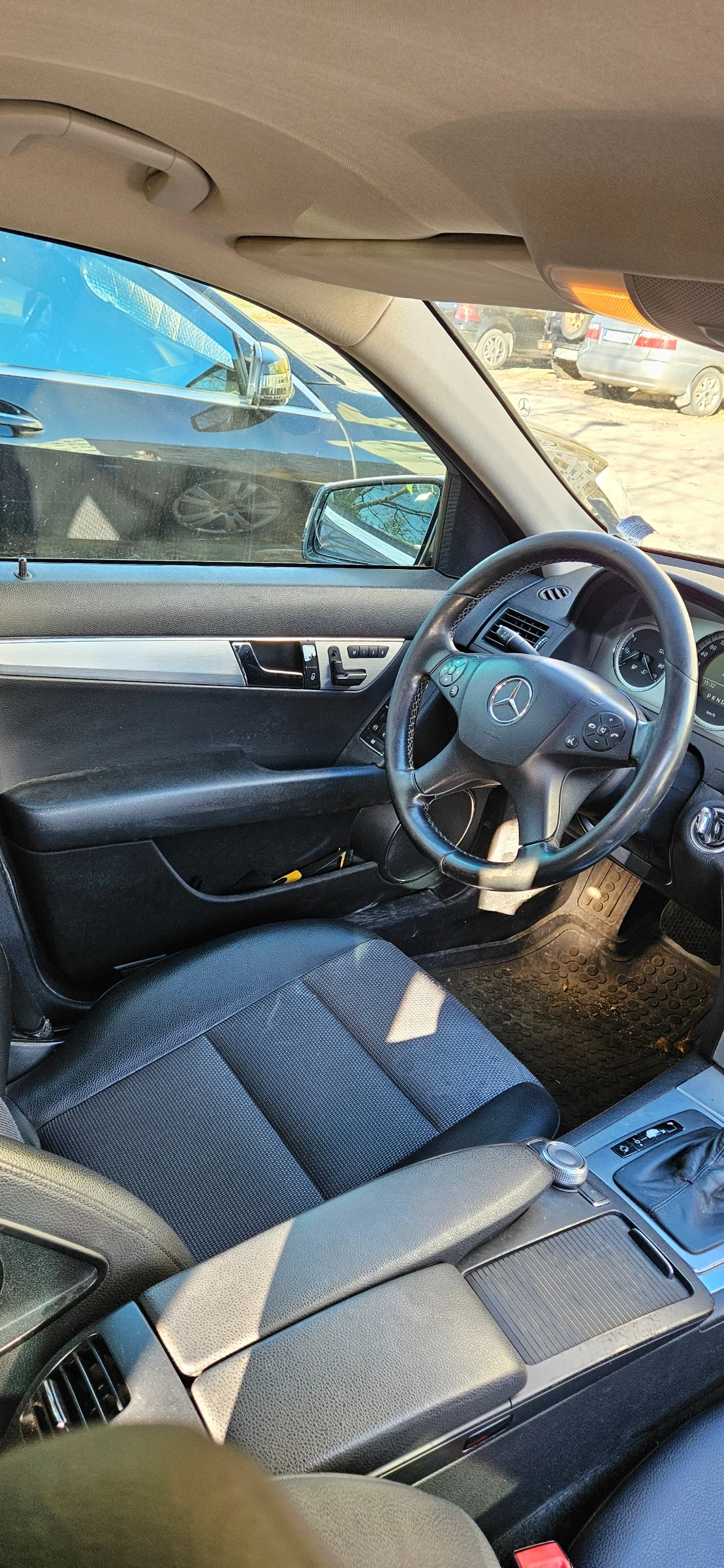 Mercedes-Benz C 320 Блокирал двигател - изображение 7