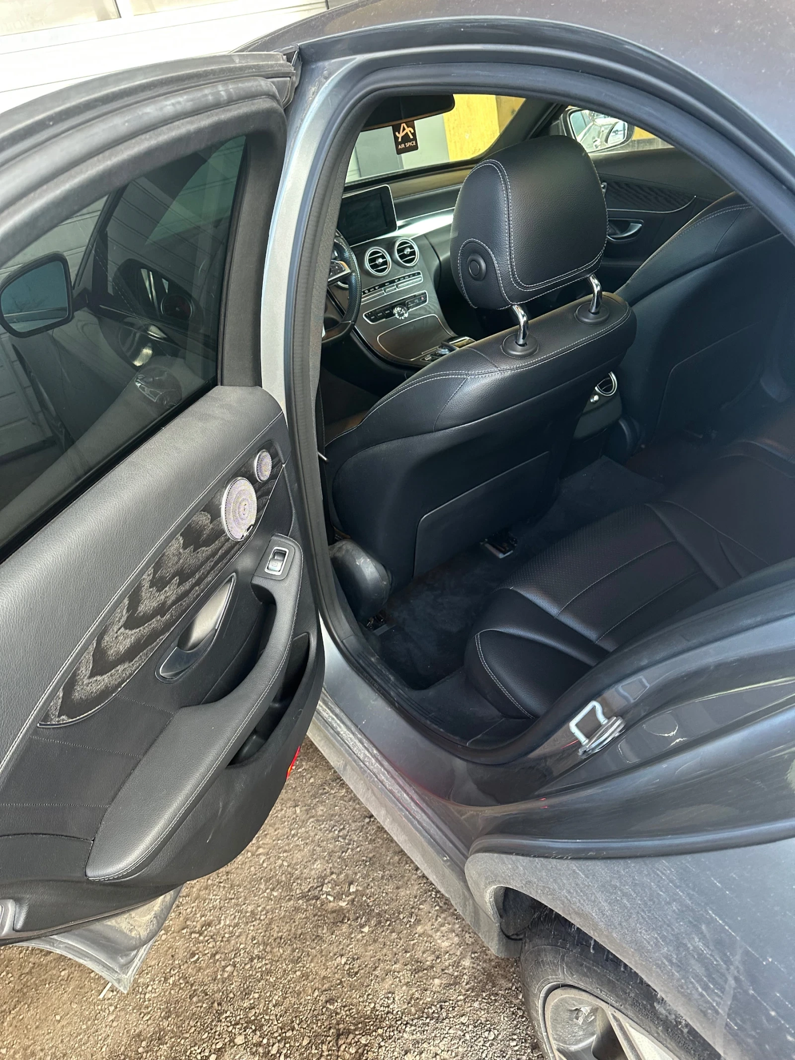Mercedes-Benz C 400 | Mobile.bg � ����������� 12
