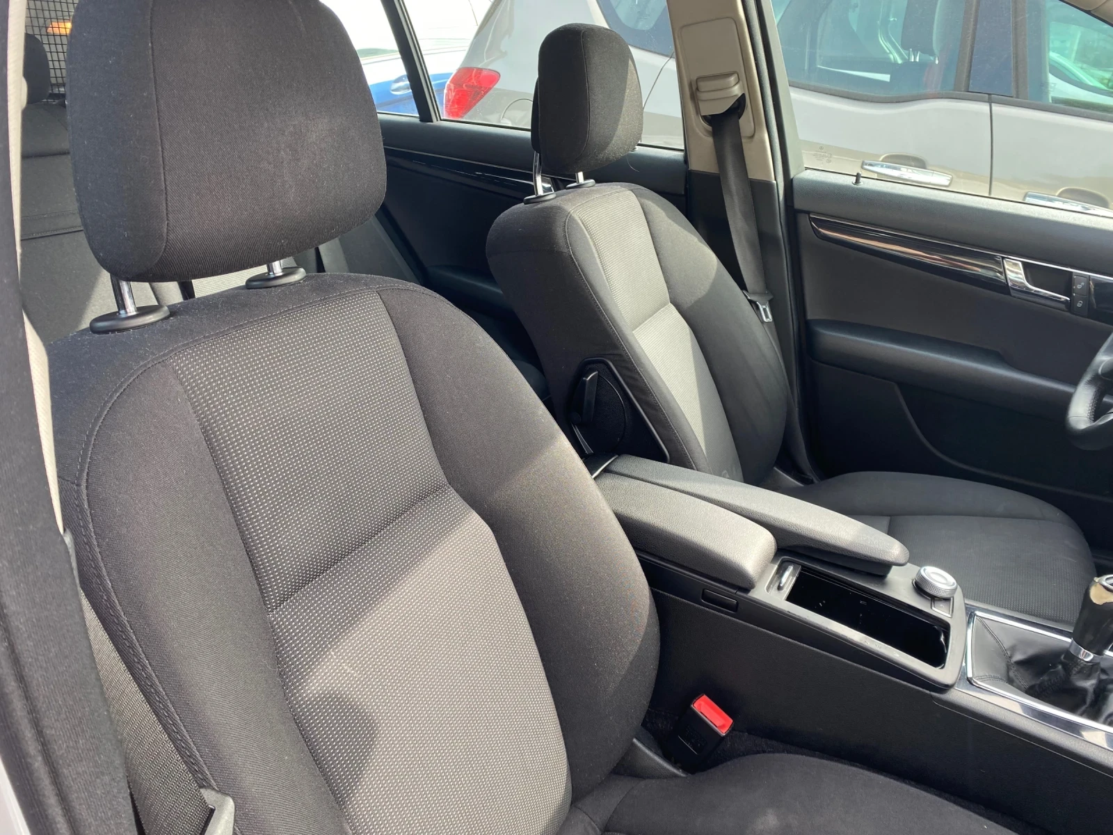 Mercedes-Benz C 220 Германия перфект, снимка 10 - Автомобили и джипове - 53807248